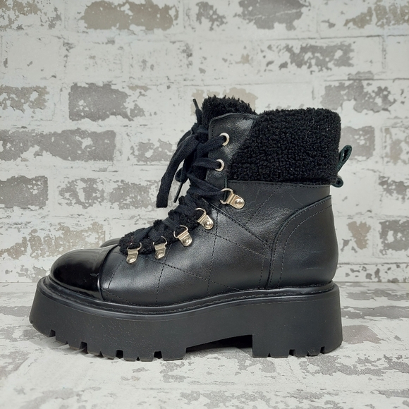 NEW Steve Madden Colleta Platform Black Leather Lace Up Boots W283 - Picture 1 of 9